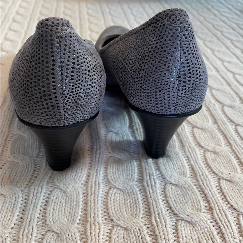 NWOT Earth Bijou 8B grey print leather suede pumps sparkle 2” heel cushion sole - Picture 7 of 15